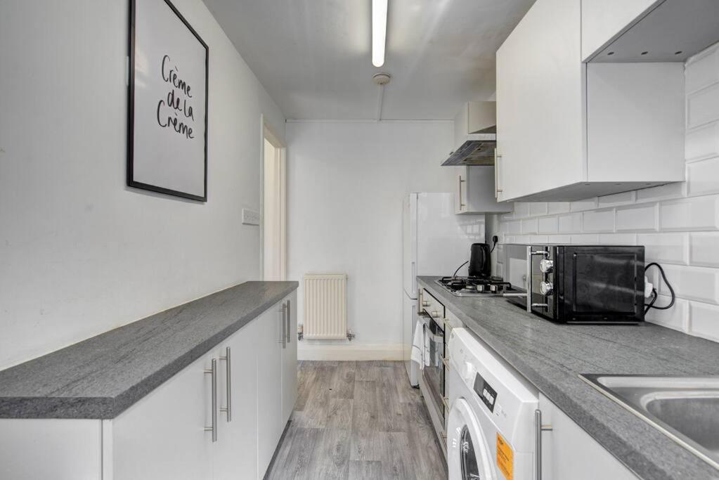 2 Bed House Sleeps 5 The Heart Of Holiday home *